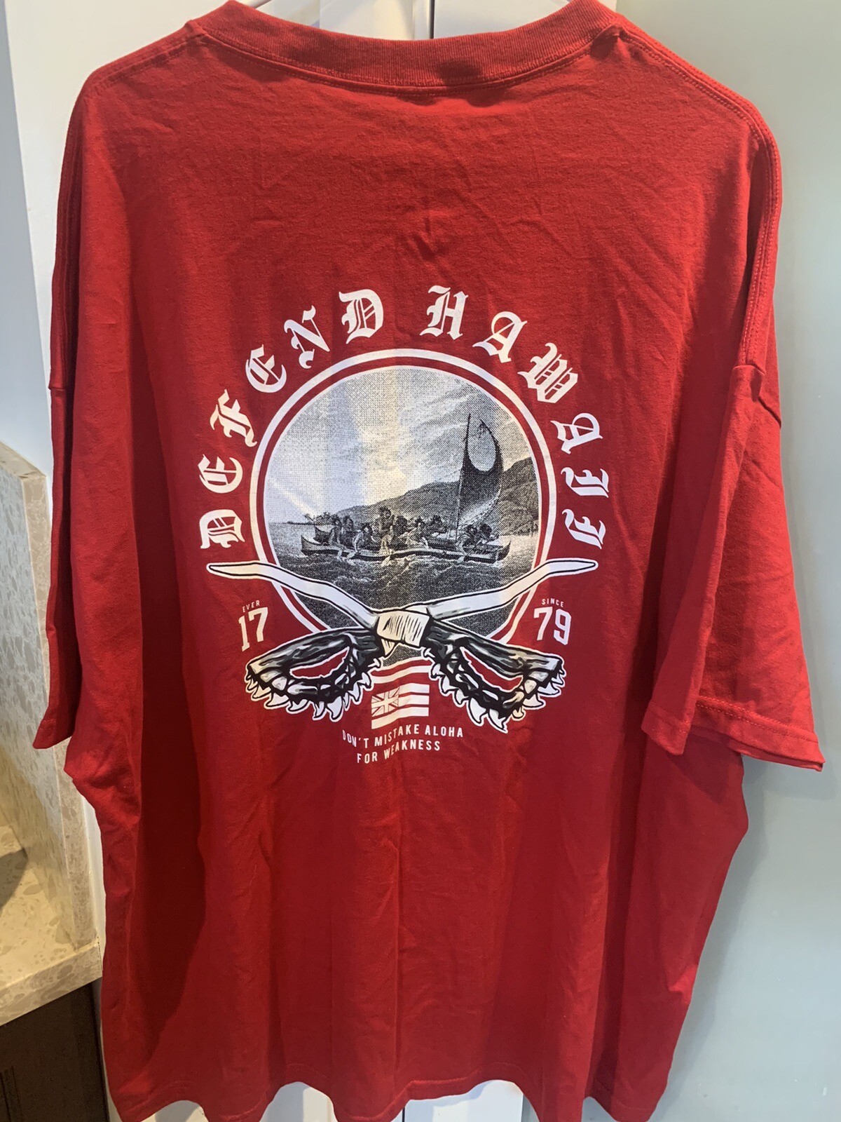 Defend Hawaii Red Don’t Mistake Aloha For Weakness EUC 3XL Adult T
