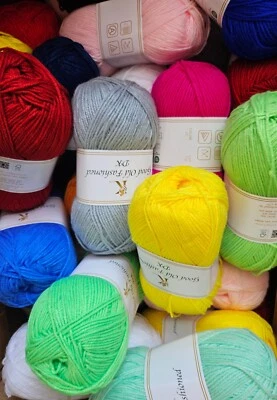 KNITCO Double knitting yarn 100g 280m, 40 New Colours GOOD OLD FASHIONED DK