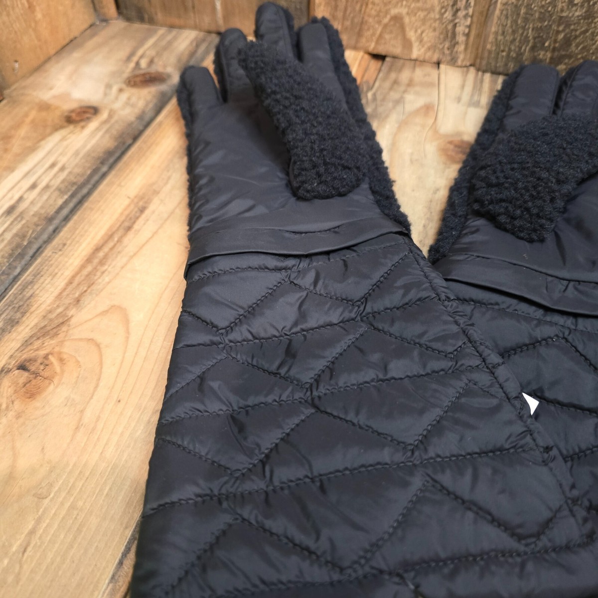 UGG WOMENS UGGFLUFF MODULAR GLOVE MEDIUM REMOVABLE WATER