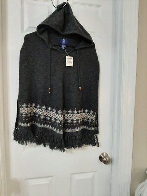 SO One Size Juniors  Hooded Fringe Shawl Poncho Sweater Side Slits Snowflakes 