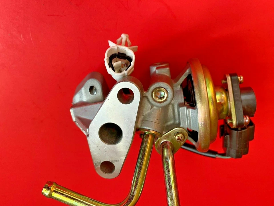 Válvula EGR OEM EGV725 se adapta a 88-91 Mazda 929 Foto 4 de 4