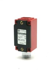 NEW ALLEN BRADLEY 802F-E60M2-N5 INTERLOCK SWITCH 802FE60M2N5