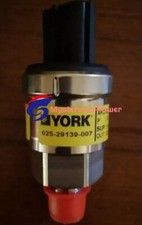1PCS NEW FOR YORK 025-29139-007 Pressure Sensor 02529139007