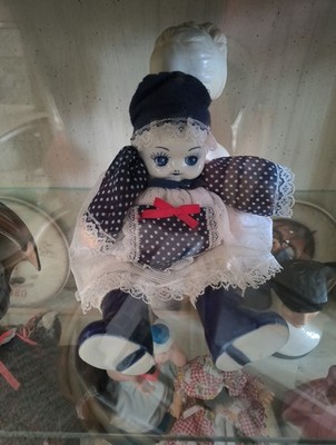Vintage chinesische Mädchen Puppe blau weiß Porzellankopf Hände & Füße Kewpie Stil