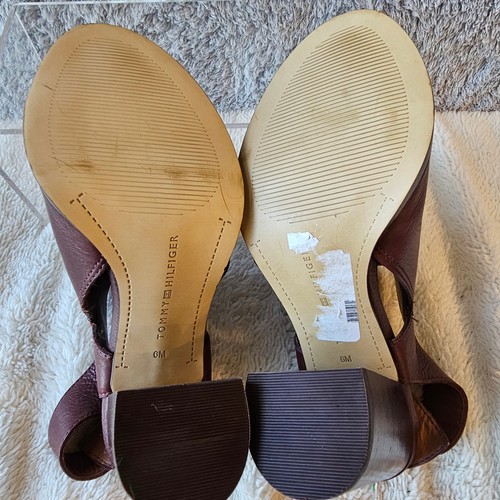 Tommy Hilfiger Womens Peppy Pebbled Leather Peep Toe Heels Sandal 6M Burgundy - Picture 6 of 8