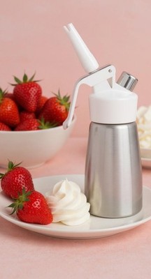 iSi Dessert Whip PLUS Mini 0,25L Sahnespender in weiß, Made in AT