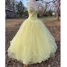 Mori Lee Y2K Butterfly Bead Embellish Yellow Poof quinceañera Prom Ball Gown 3/4