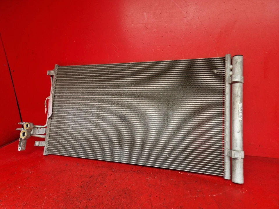 JAGUAR E-PACE MK1 2019 AIR CON CONDENSER 2.0L DIESEL INGENIUM 150PS EU6 J9C7846 - Image 3 of 4