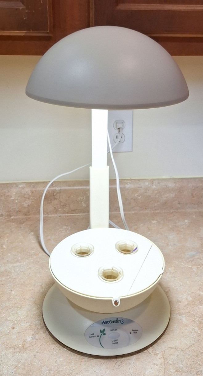 Aerogarden 3 Model 100302-Wht White 3 Pod Garden Grow Lamp -