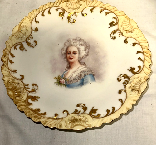 ~~PIATTO RITRATTO vintage Limoges 9 1/4" signora francese con intricato bordo oro~~ - Foto 2 di 3