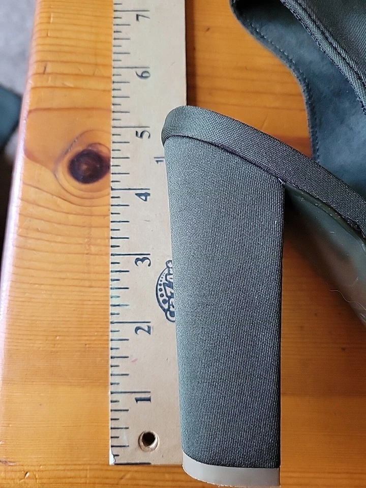 Botas BAMBOO Limelight 62S hasta el muslo talla 7 en caja gris oscuro/verde Foto 2 de 4