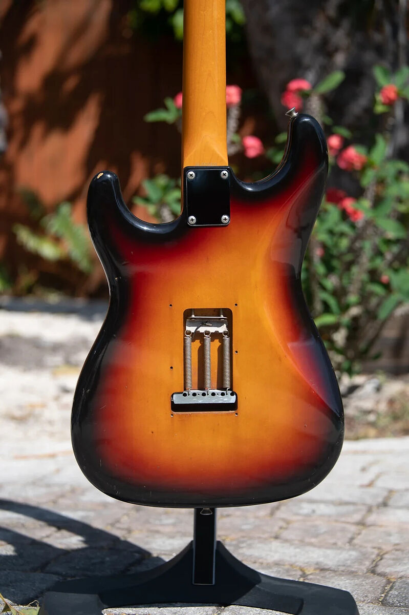1986 Squier By Fender E Serial Stratocaster - Sunburst -Made 1986 Squier By Fender E Serial Stratocaster - Sunburst -Made