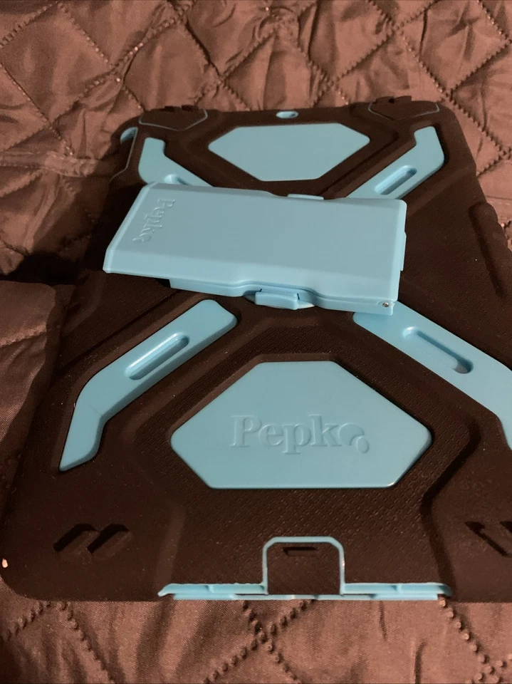 Pepkoo iPad 2017/2018 Light Blue Case  For Air 1 & 2 - Image 3 of 4