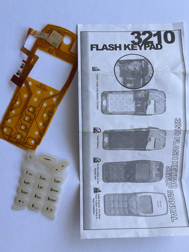 Nokia 3210 Coque Coque LED Flash Clavier Multicolore avec Boutons Transparents - Photo 3 sur 6