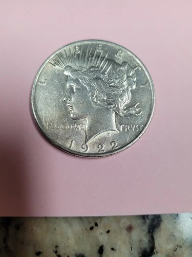 90% Silver 1922 Peace Dollar Au/Bu Mint Luster Don't Think Coin Was Circulated