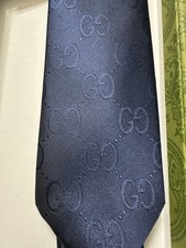 Gucci Men's Blue GG Logo Pattern Jacquard Designer Tie Logo Accents