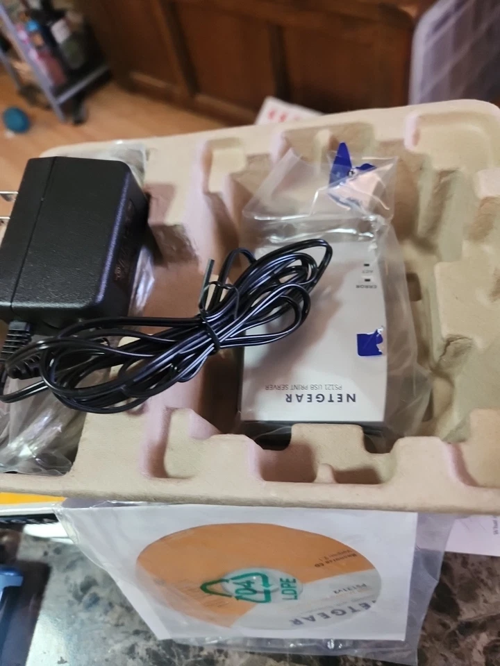 Netgear USB Multifunction Print Server - Printer Share PS121 NA - Image 3 of 4