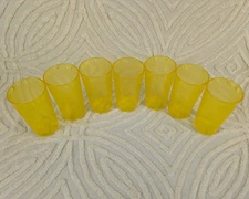 Set of (7) Vintage Amber Pebbled TEXAN Plastics Dallas 12 oz Tumblers/Cups 5”
