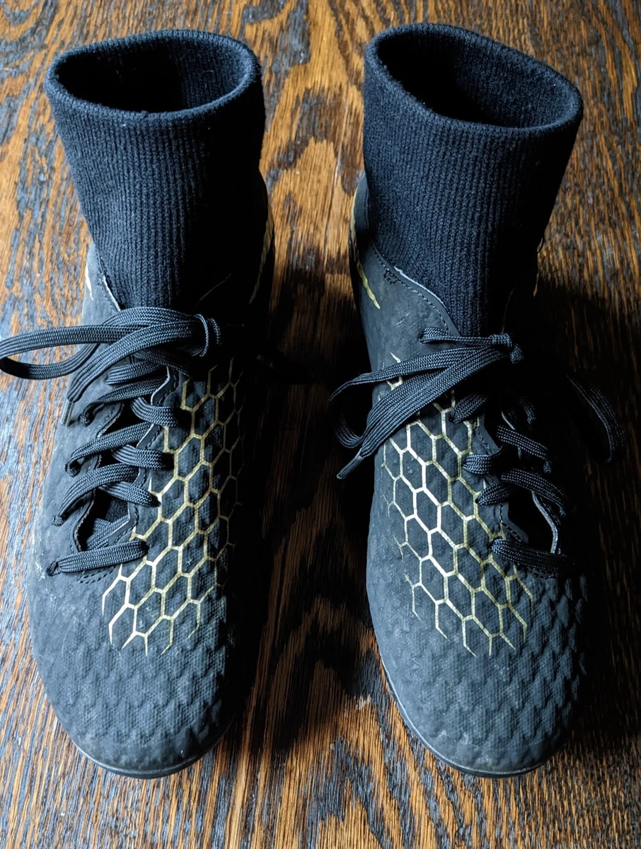 Nike hypervenom phantom shop black and gold