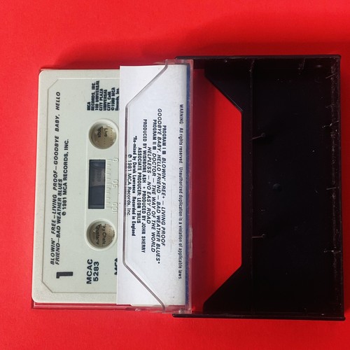 VTG 1981 WISHBONE ASH HOT ASH CASSETTE Tape Tested 80s - Picture 4 of 4