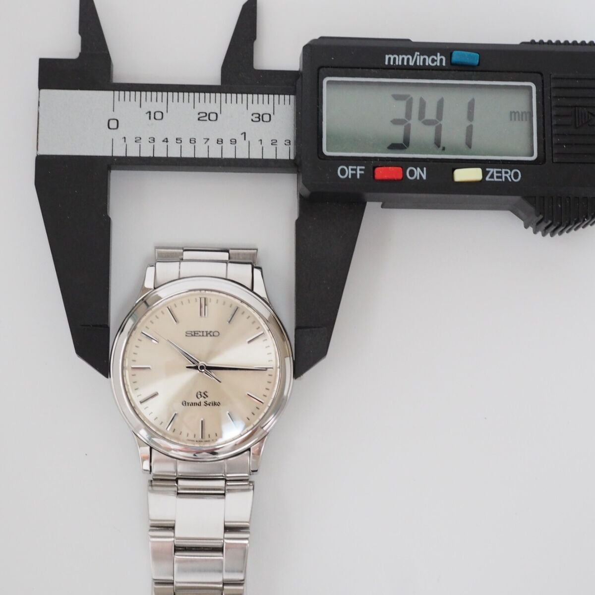 SEIKO Grand Seiko 8J55-0A10 Quartz Silver Dial GS 34 mm | eBay SEIKO Grand Seiko 8J55-0A10 Quartz Silver Dial GS 34 mm | eBay
