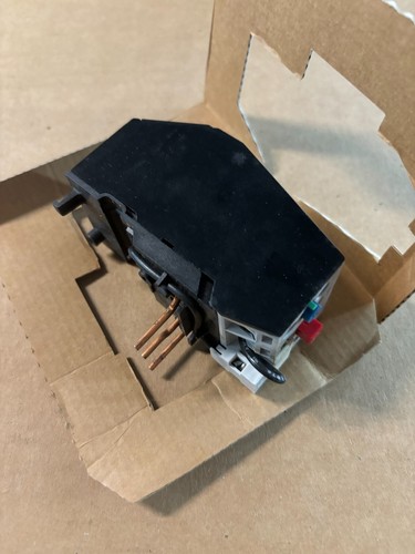 3UA50 00-1A 1PC SIEMENS Thermal Overload Relay - Picture 2 of 6