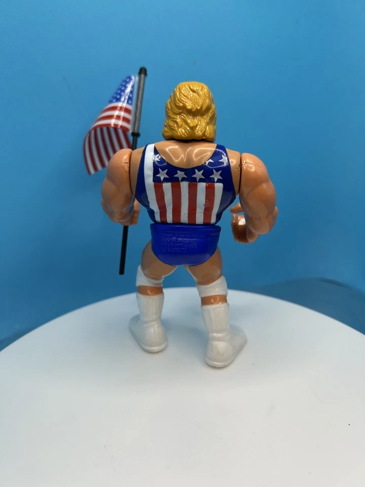 WWF Hasbro Hacksaw Jim Duggan Ser. 9 Wrestling Figure With Flag - Image 2 of 2
