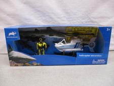 2021 Animal Planet Helicopter Excursion Action Figures