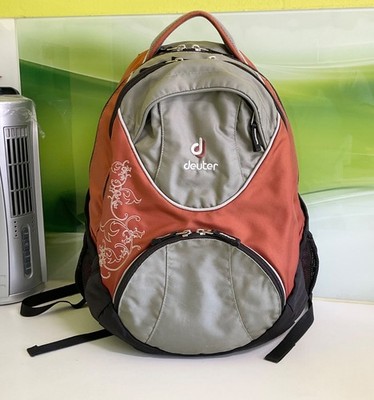  Rucksack DEUTER GRAD 2  Original. Sehr guten Zustand.