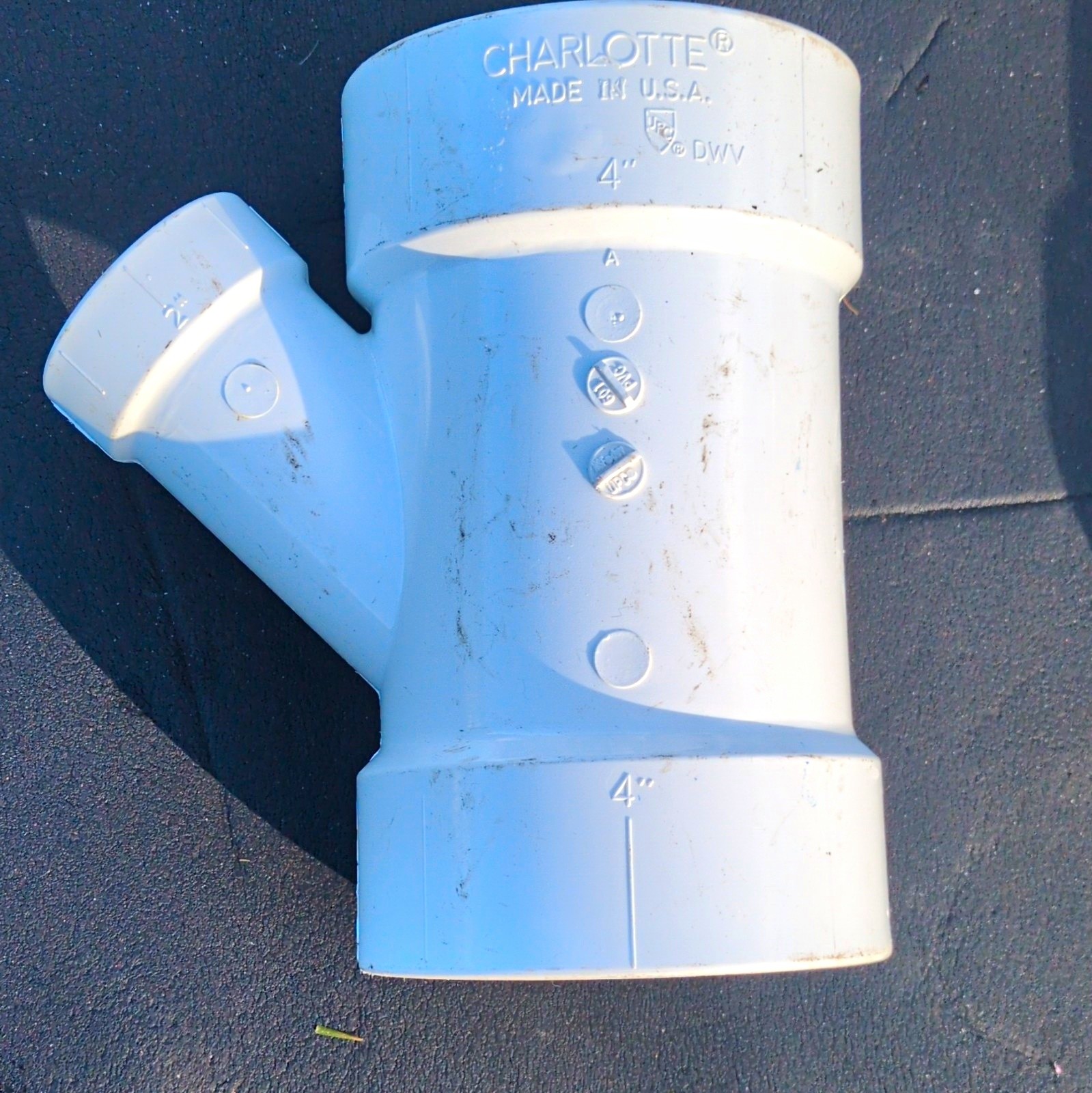 Charlotte Schedule 40 PVC Wye Fitting 2-Outlets 4 in x 2 in Unfinished White