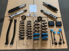 Mopar 2" Performance Suspension Lift Kit with Fox Shocks '20-'23 Jeep Gladiator
