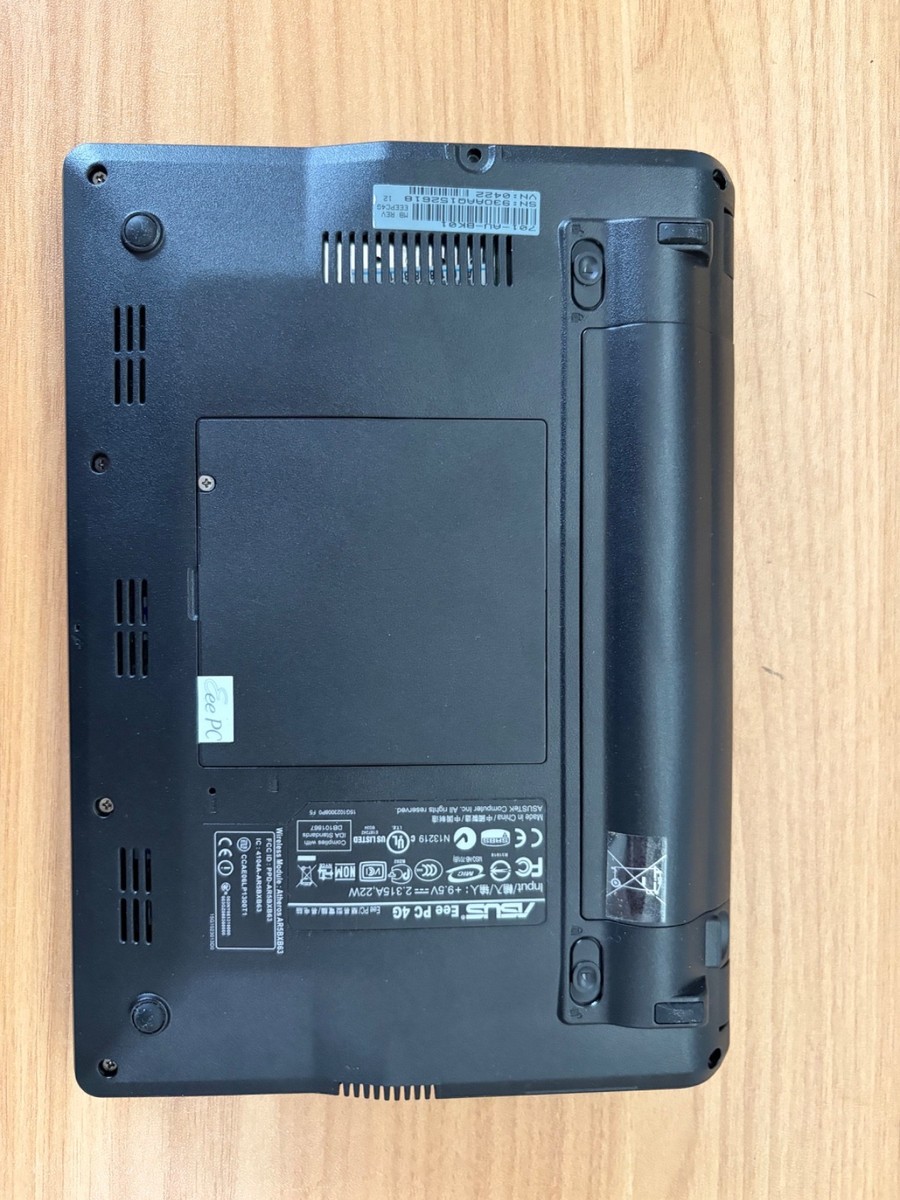 RARE In Box ASUS Eee PC 4G 701 Netbook Computer PC 512MB Ram 4GB