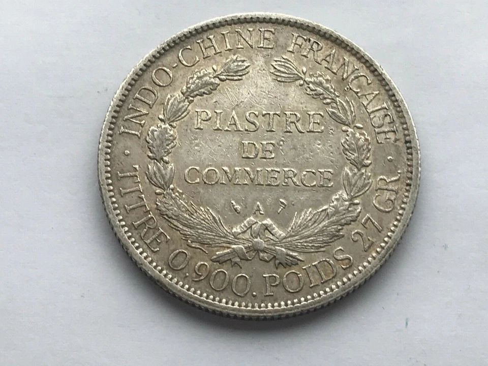 1900 Indiochina Francesa 1 Piastre Plata 900) (Cobre .100) 27g 39 mm KM# 5a.1 Foto 2 de 3
