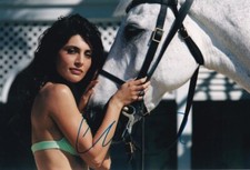 CATERINA MURINO signed Autogramm 20x30cm JAMES BOND in Person autograph COA