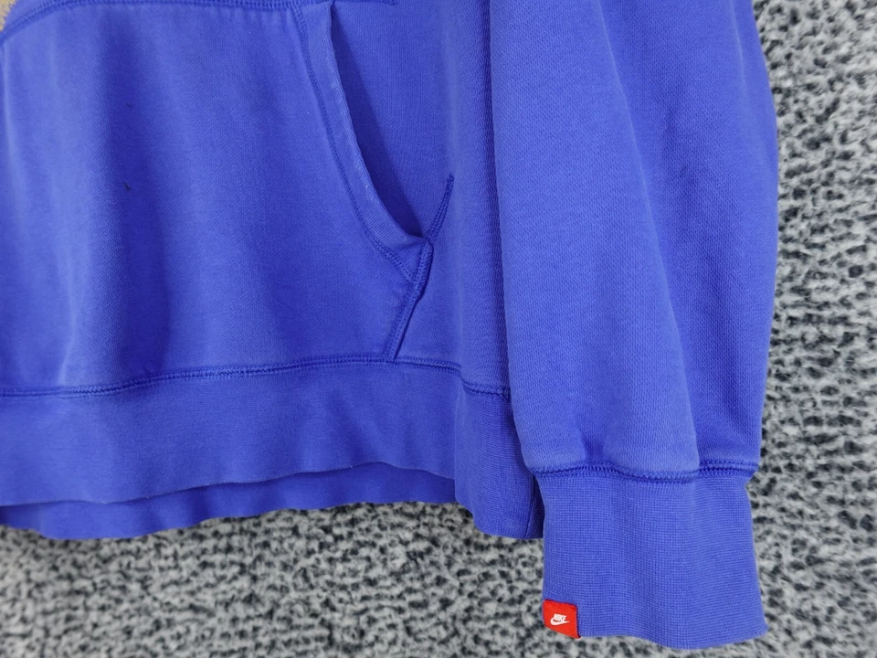 Sudadera con Capucha Nike De Colección Azul Talla Grande Deletrea NIKE en Amarillo con Etiqueta Nike Azul Foto 4 de 4