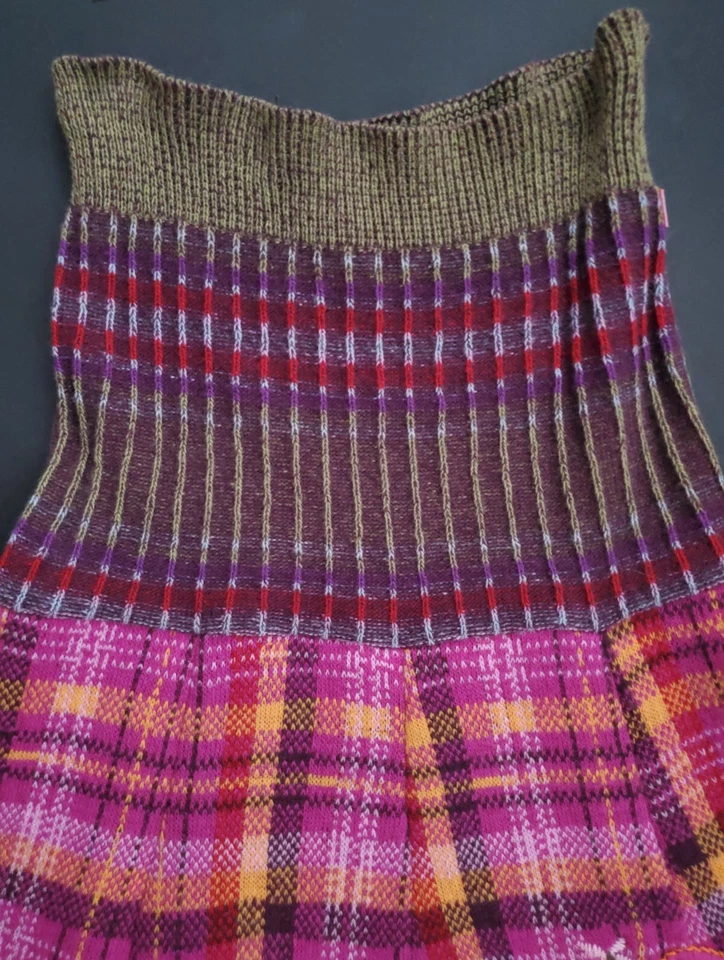 Маслянистый вышитый клетку свитер юбка цветок размер XS очень маленький розовый желтый - Изображение 3 из 4
