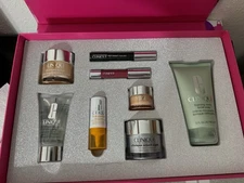 Clinique Best & Brightest 8 PC Gift Set $230 Full Sizes included BRAND NEW