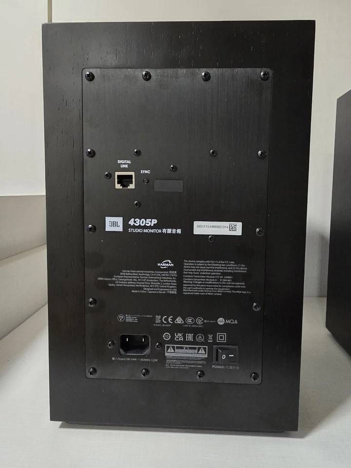 JBL Studio Monitor 4305P - Immagine 2 di 4