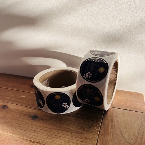 Manuka Honey Stickers 500 x 2 Rolls Navy Labels 4.3cm Circle Branding Business - Foto 19 di 24
