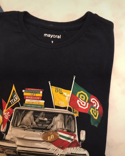 Kids outfit, 9 years, Mayoral, pants and 2 T-shirts - Picture 2 of 11