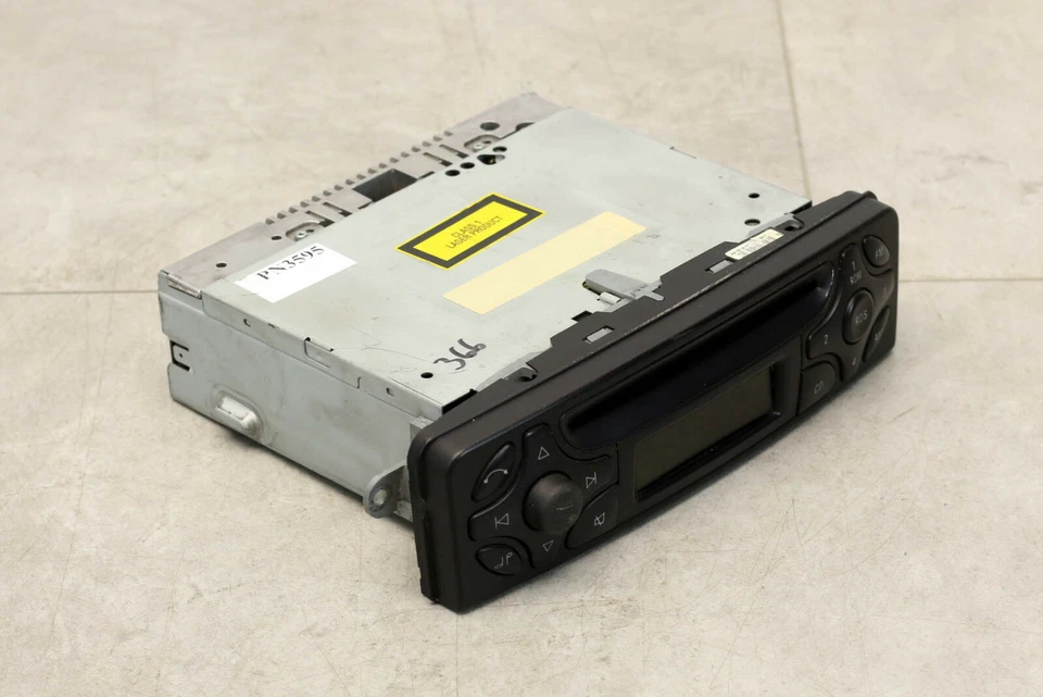 Becker Audio 10 BE 6021 Typ Audio 10 CD Autoradio A 203 820 22 86 - Bild 2 von 4