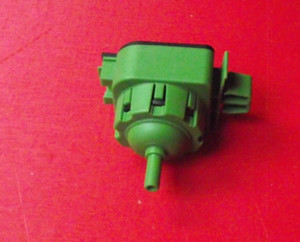 Waschmaschine HOTPOINT HF8B593P UK DRUCKSCHALTER