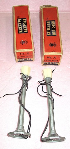 4-METAL Lionel LIGHTS w/BOXES: 58+(2) 71 Lamp Posts+ 64 Highway +39-3 Box UNUSED - Picture 5 of 5