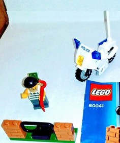 LEGO CITY: Crook Pursuit (60041) #79 Retired Building Toys 4 kids for Christmas