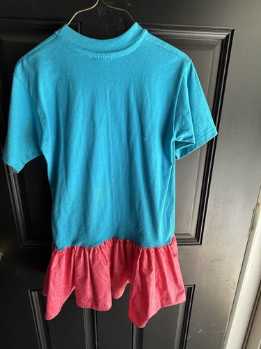 Achtziger Jahre T-Shirt Kleid Kostüm mittelgroß Kind zwei riesige Haarschleifen & Clip-On Ohrringe - Bild 2 von 4