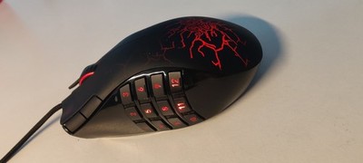 Razer Naga Molten ''Edition Spezial'' Maus (Rare)