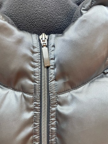 Nike Puffer Jacket Girls Size 12/14 - Picture 7 of 17