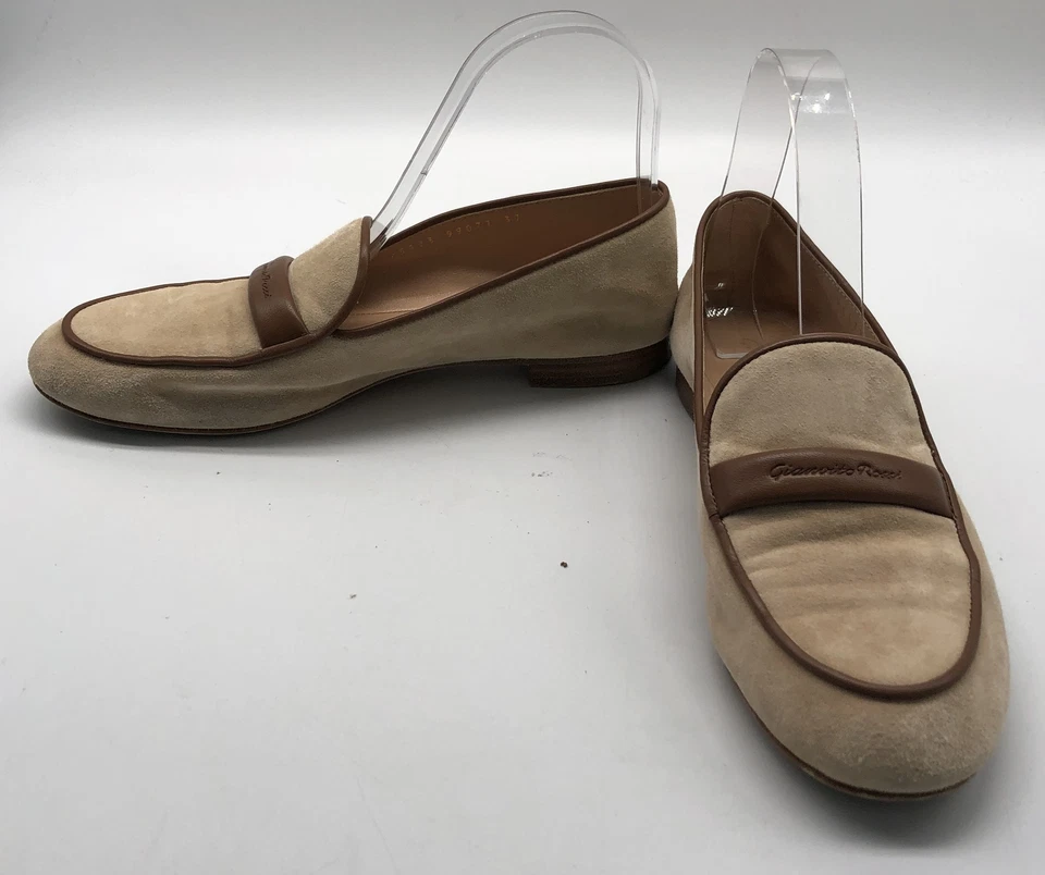 Mocasín plano de gamuza blanco roto Gianvito Rossi con ribete de cuero marrón talla 37 Foto 2 de 4