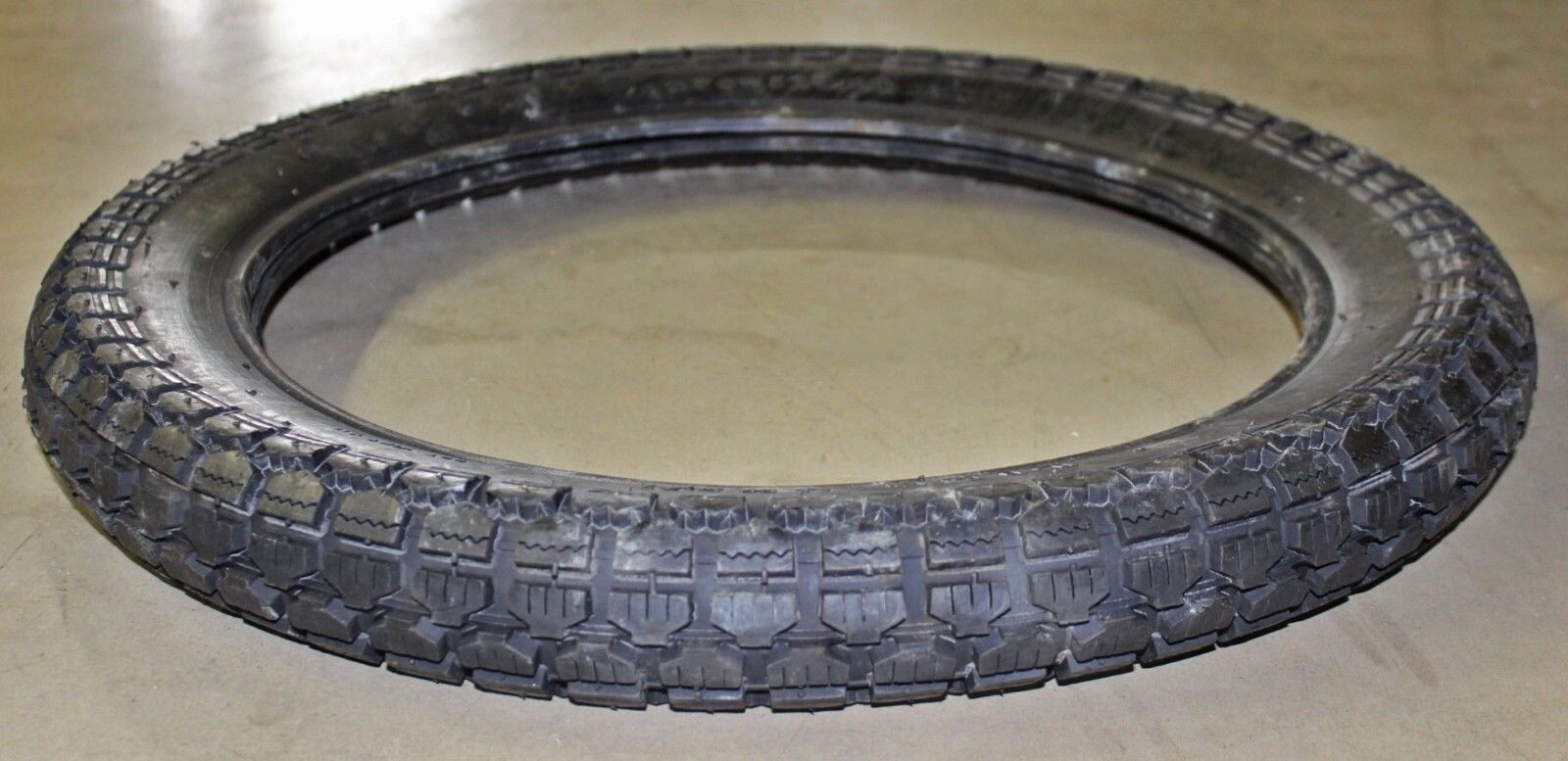 NOS LIEN SHIN 3.00-17 Motorcycle ON/OFF Road Tire Dirt Bike Traction Tread MotoX