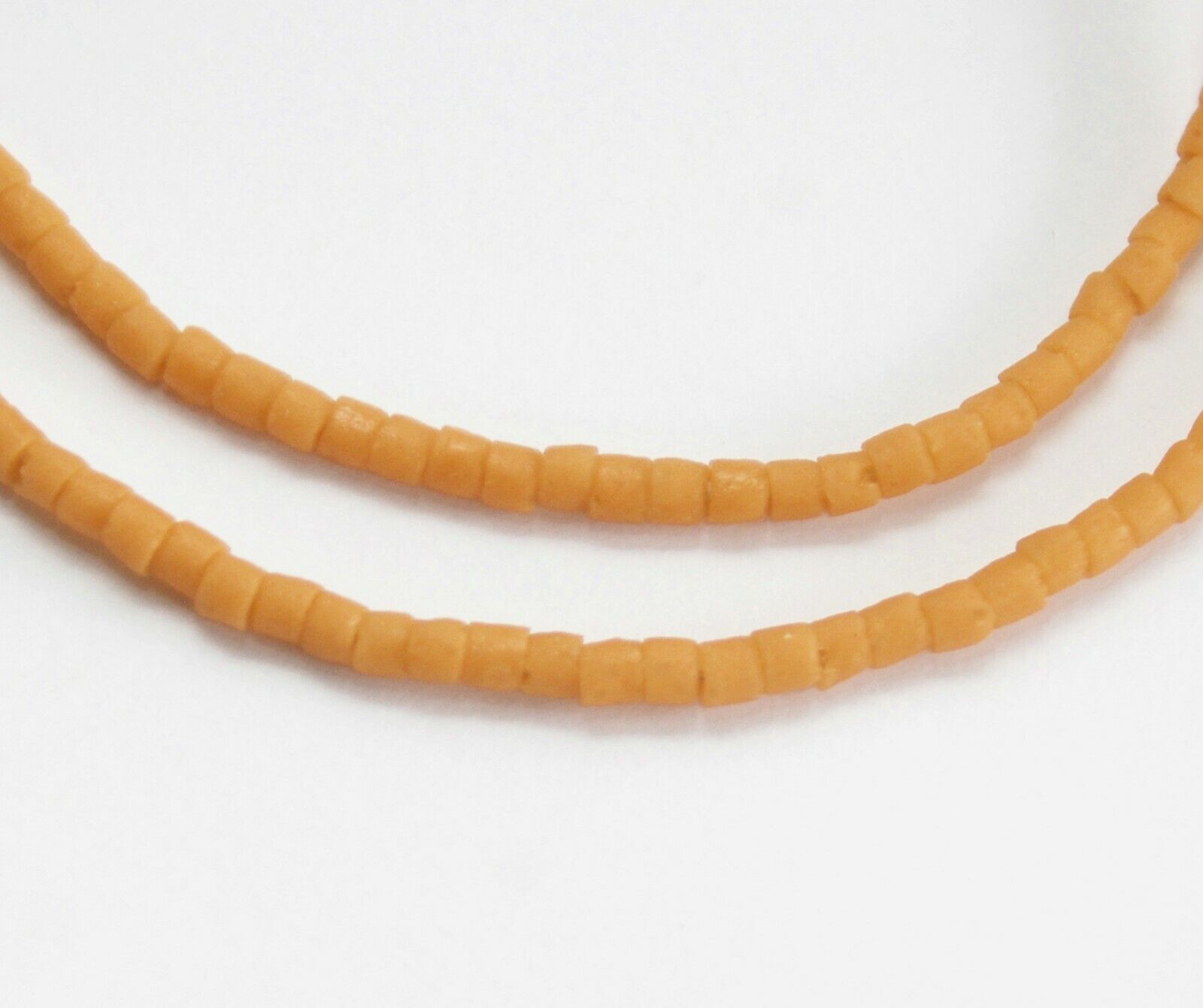 Strang Altglasperlen Recycled Glass Beads Ghana Krobo 10-11 mm helles Türkis